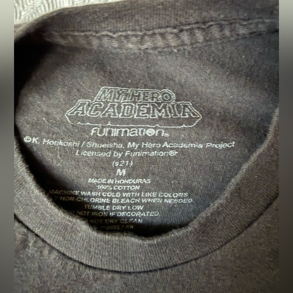 My Hero Academia Hawks T-Shirt Wing Hero Graphic Anime Black Medium Funimation - Picture 4 of 7